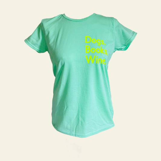 T-Shirt „Dogs Books Wine“