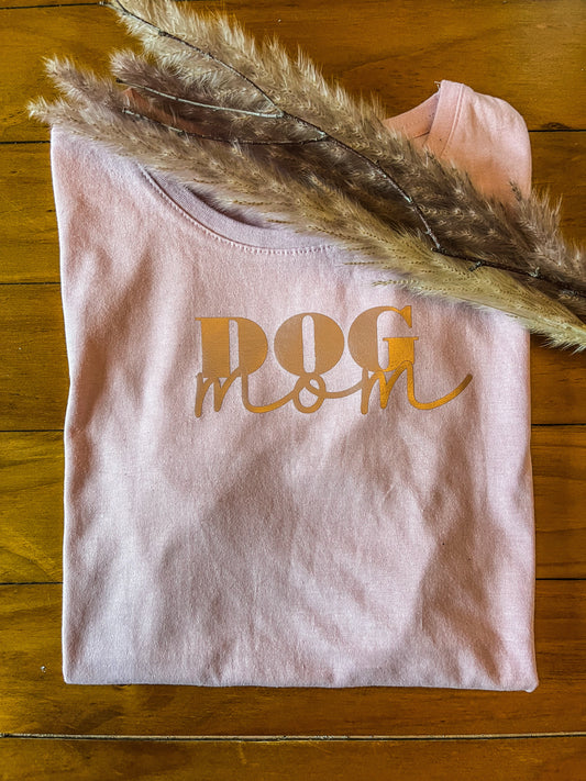 T-Shirt „Dog mom“ rosa
